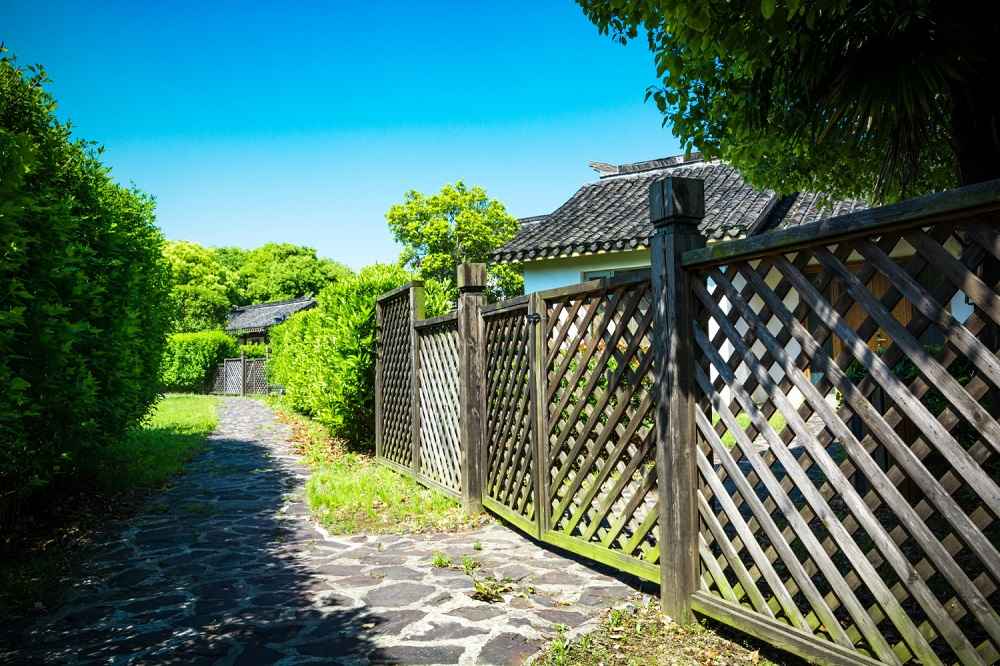 fencing-garden